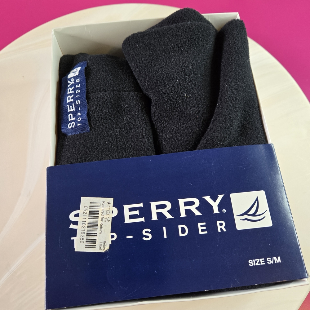 Sperry Ladies Black Fleece Penguine Boot Liners.